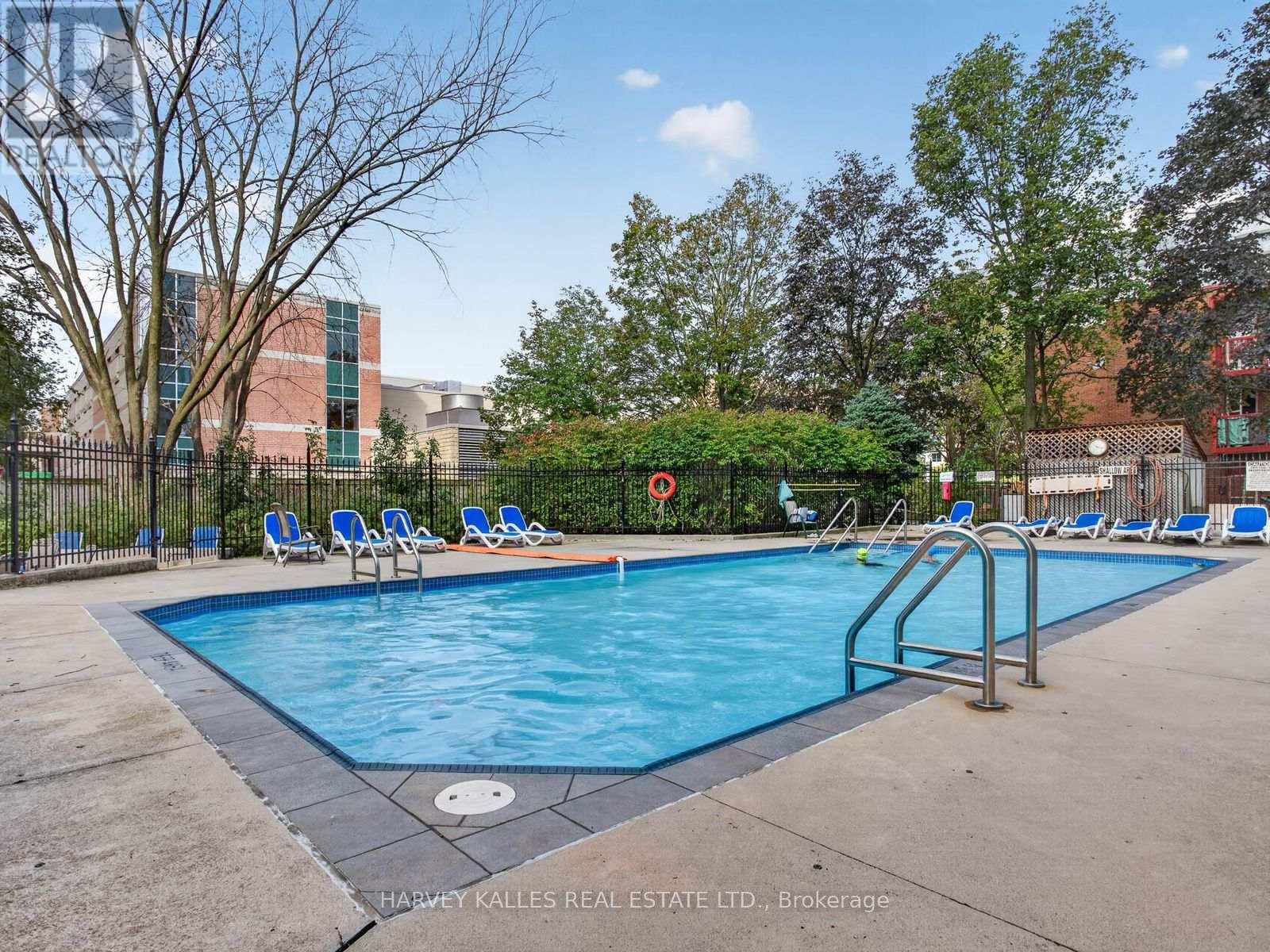 1004 - 8 COVINGTON ROAD