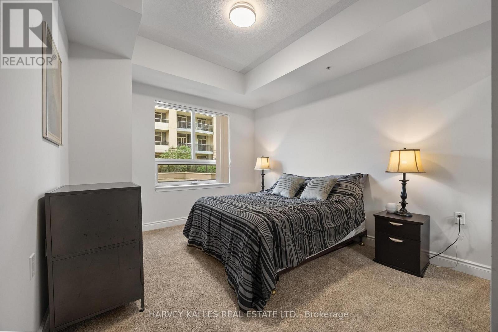 212 - 12 REAN DRIVE