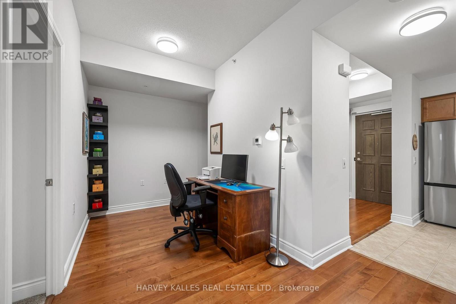 212 - 12 REAN DRIVE