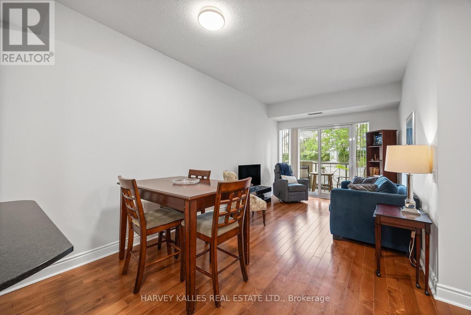 212 - 12 REAN DRIVE