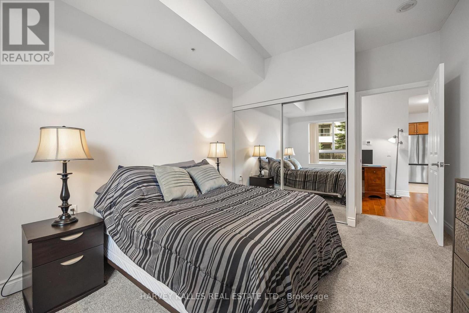 212 - 12 REAN DRIVE