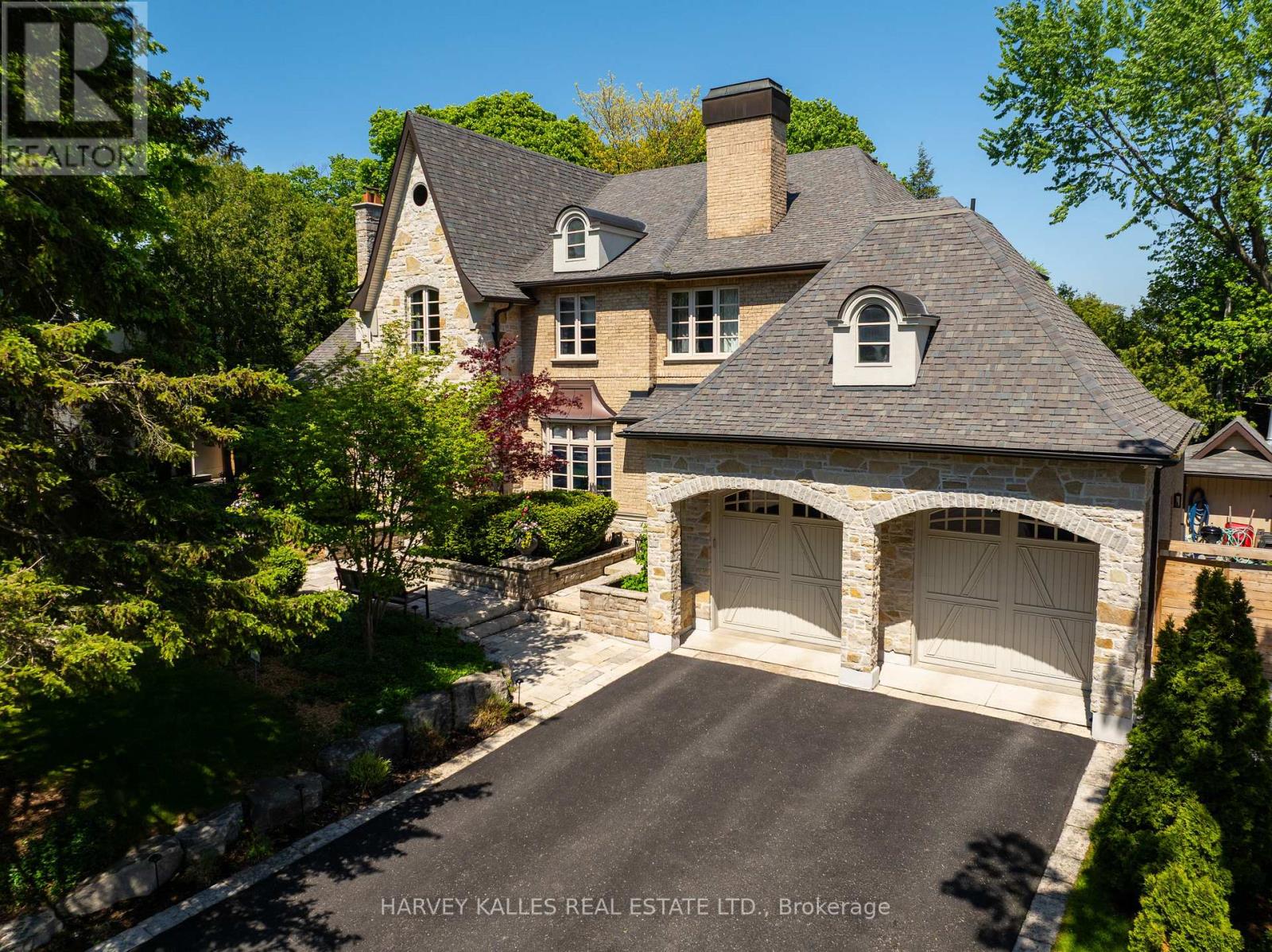 14 DENEWOOD CRESCENT