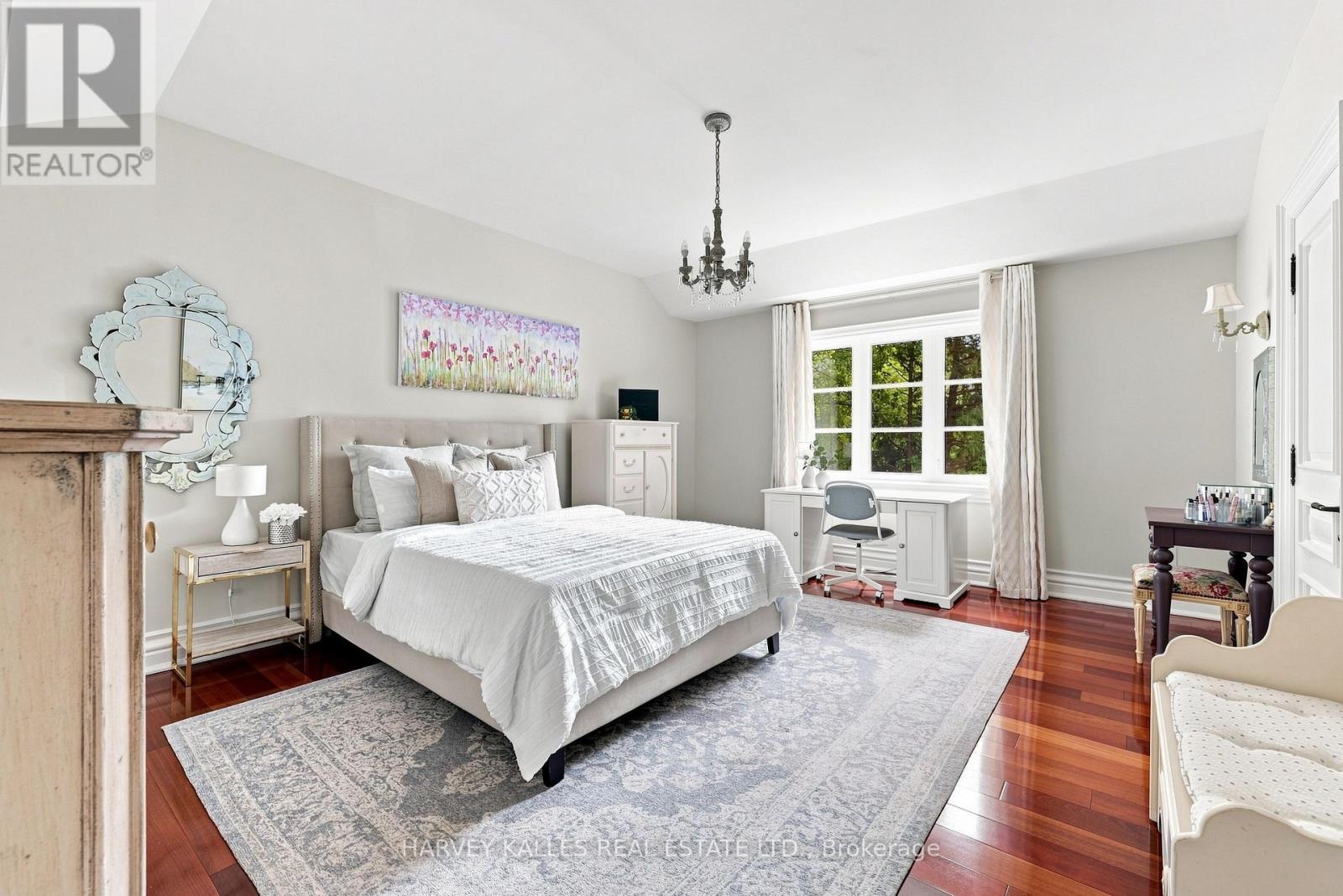 14 DENEWOOD CRESCENT