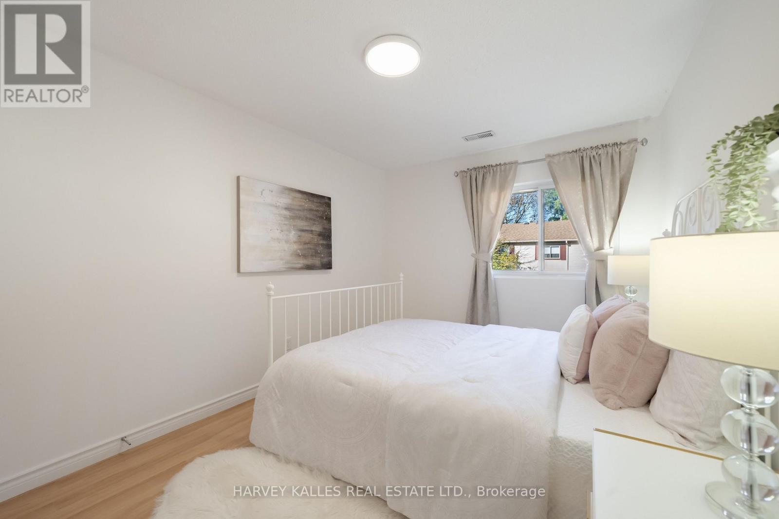 102 JENNY WREN WAY