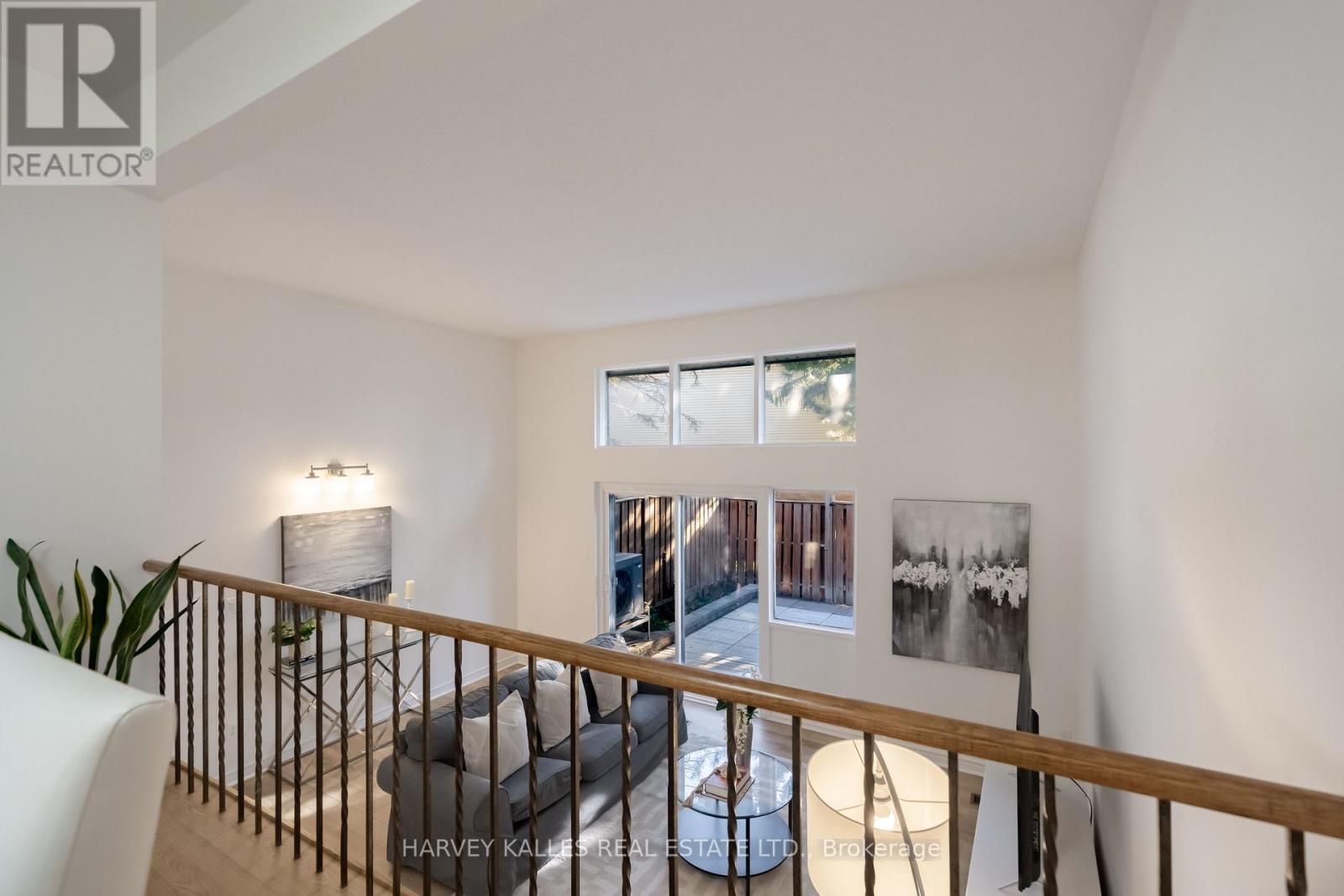 102 JENNY WREN WAY
