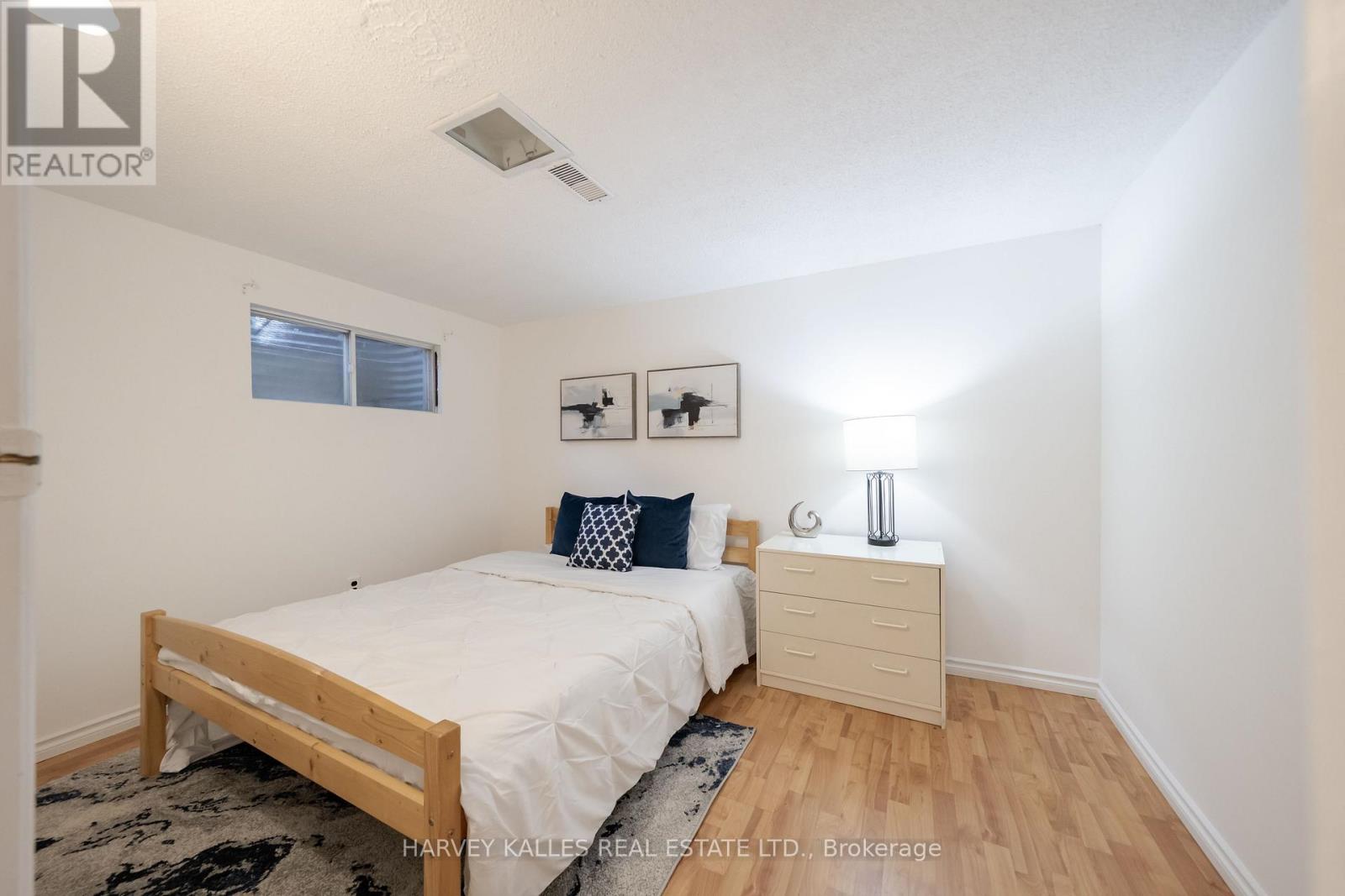 102 JENNY WREN WAY
