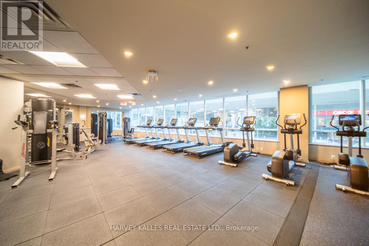 4003 - 33 BAY STREET