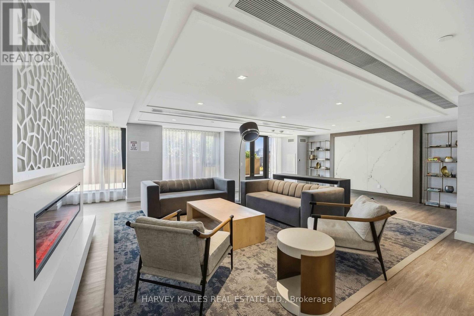 410 - 543 RICHMOND STREET W