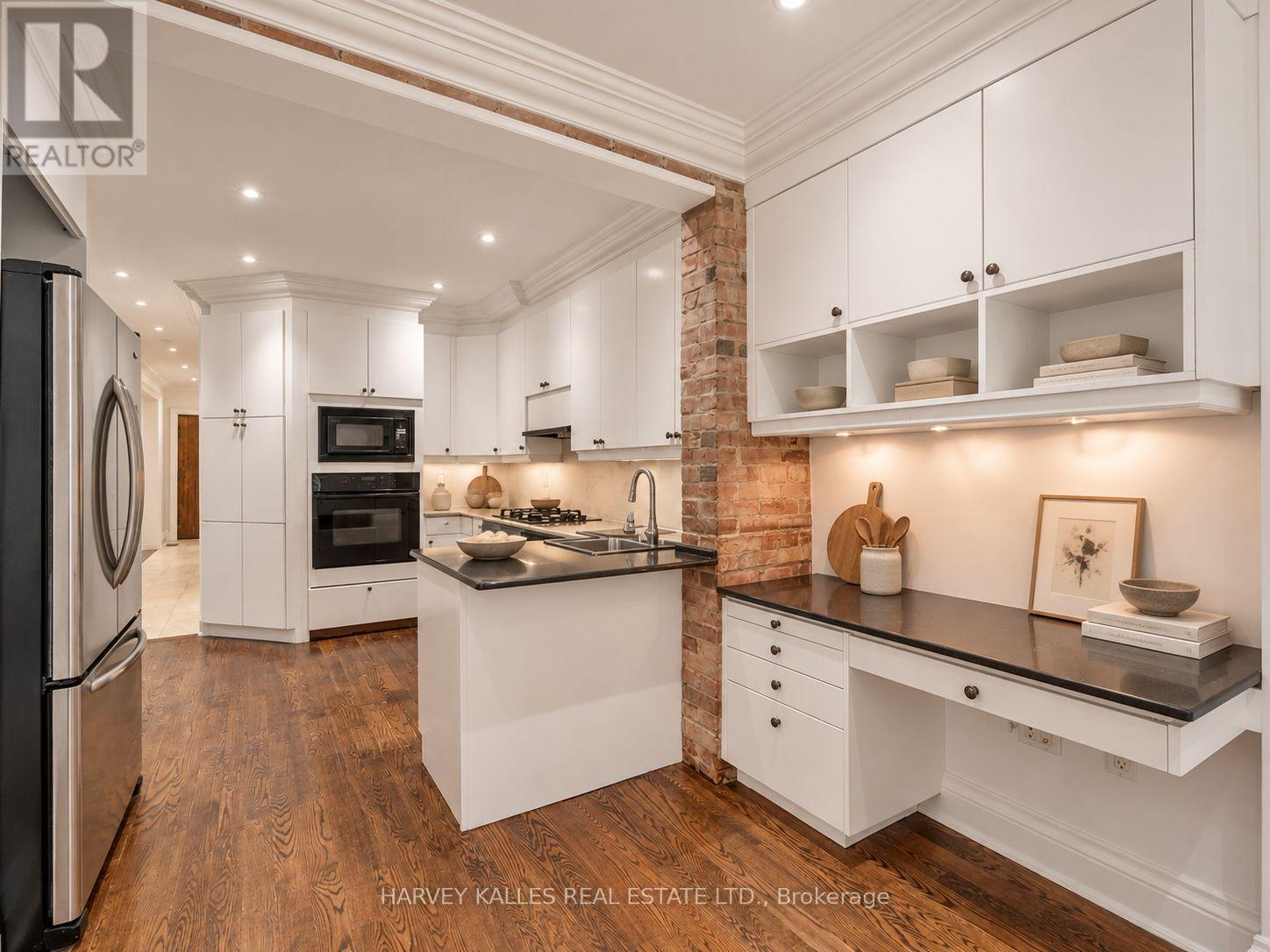 67 WARREN ROAD