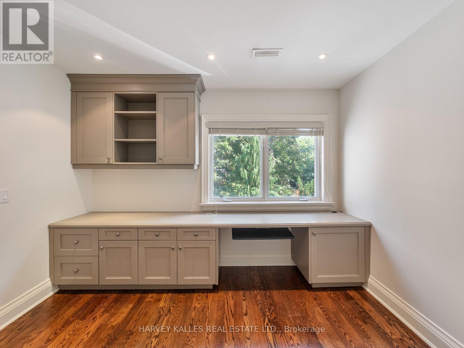 67 WARREN ROAD