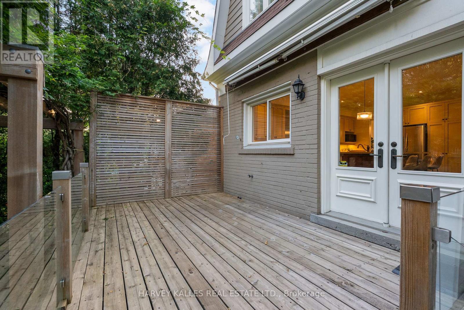 121 JOHNSTON AVENUE