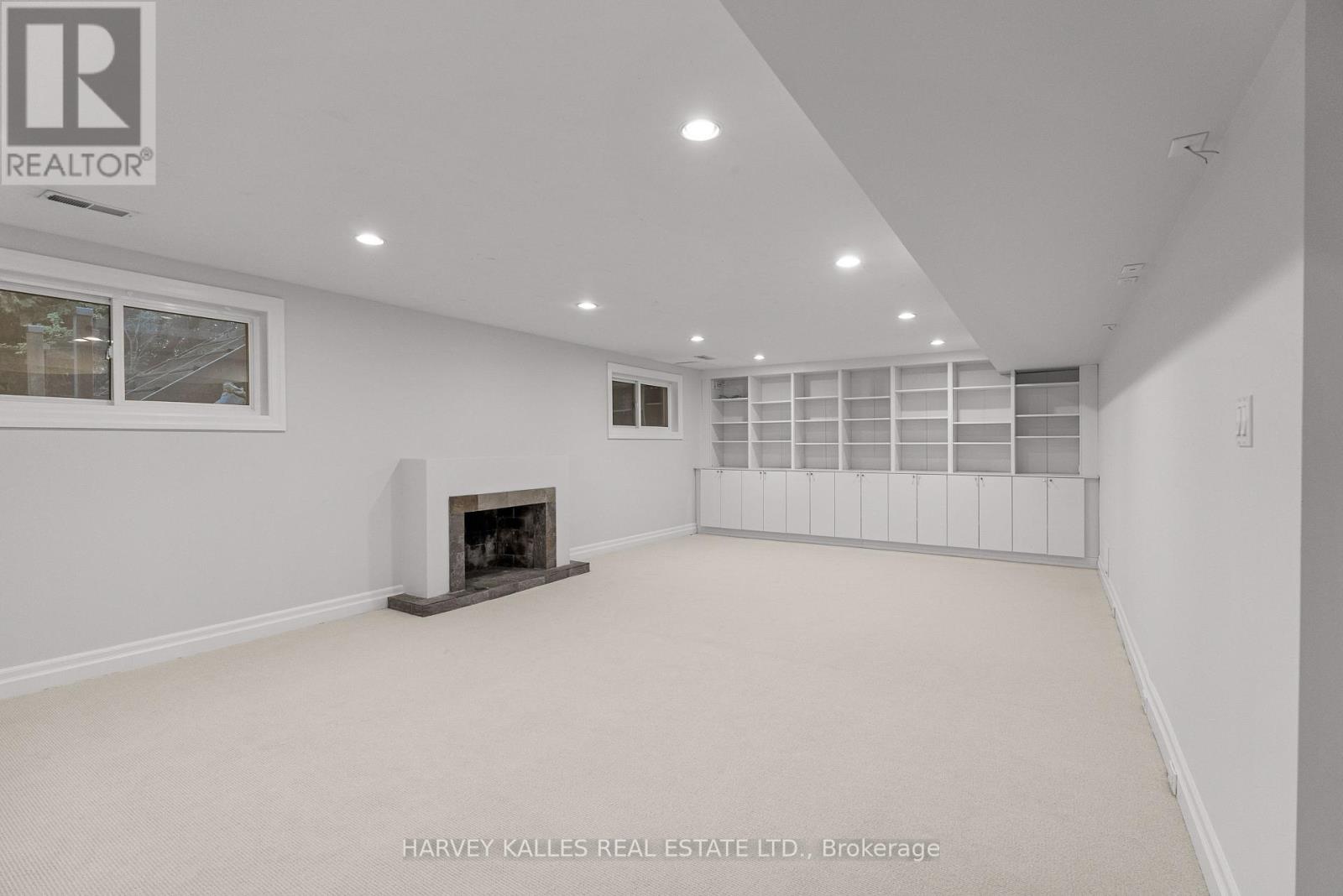 121 JOHNSTON AVENUE