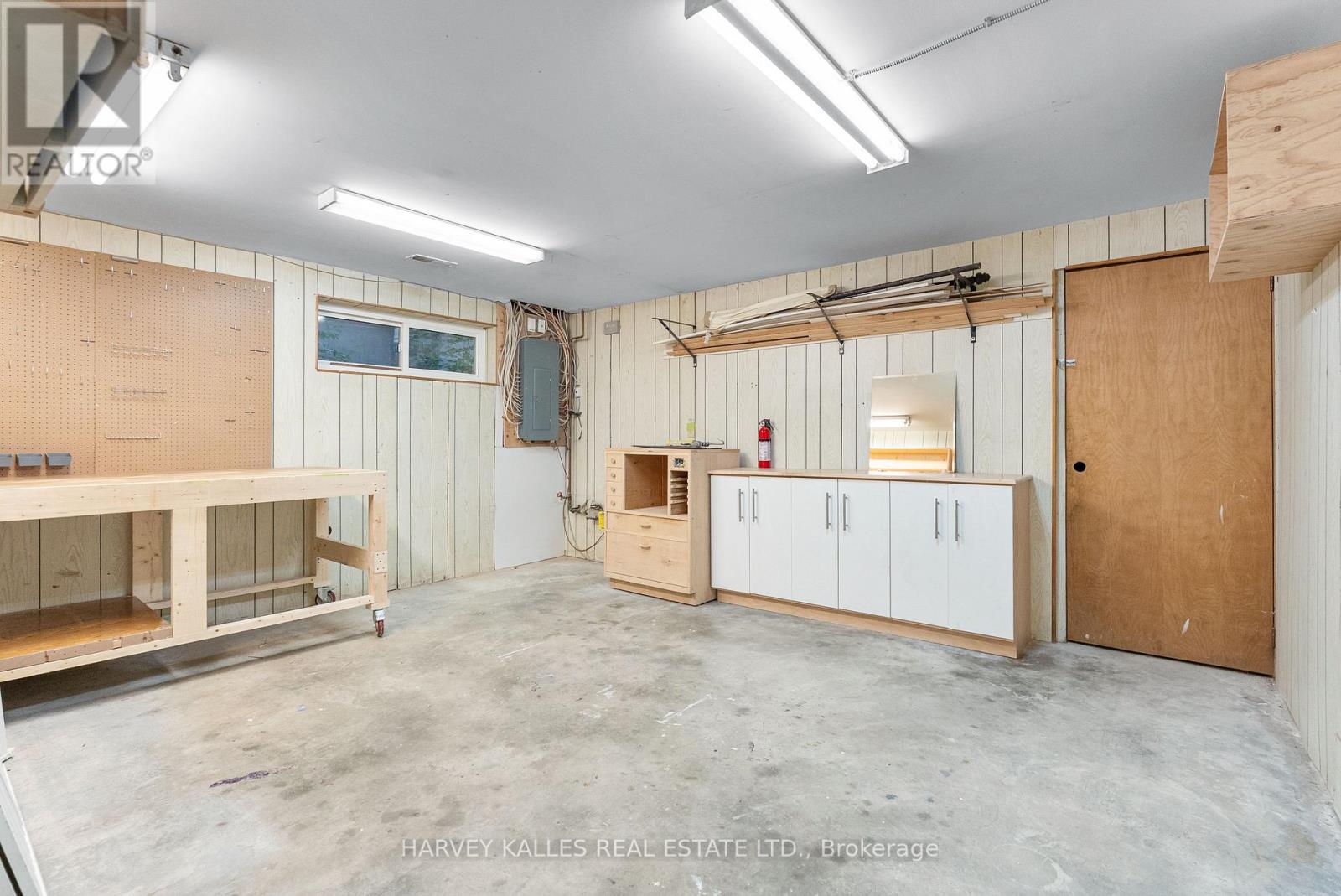121 JOHNSTON AVENUE