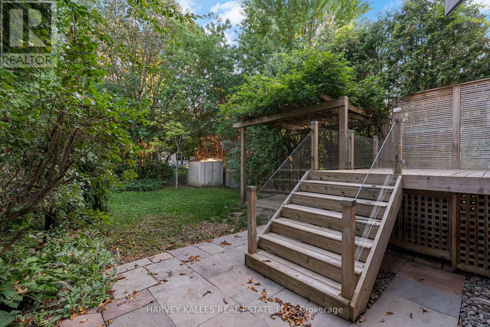 121 JOHNSTON AVENUE