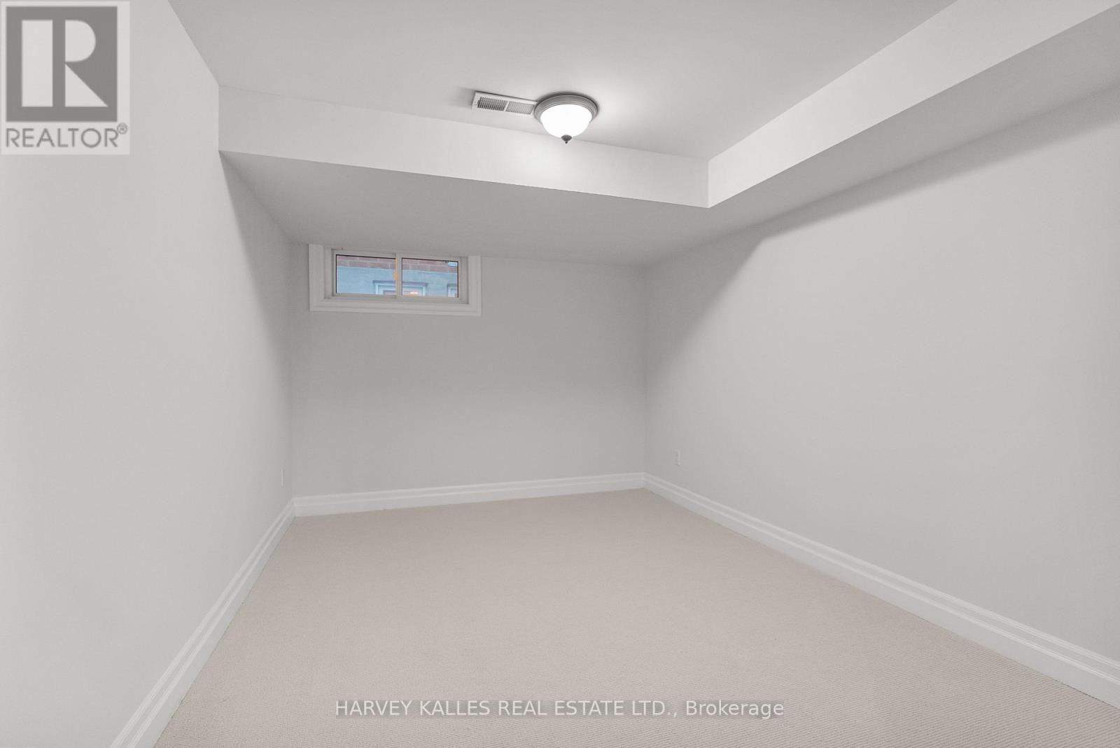 121 JOHNSTON AVENUE