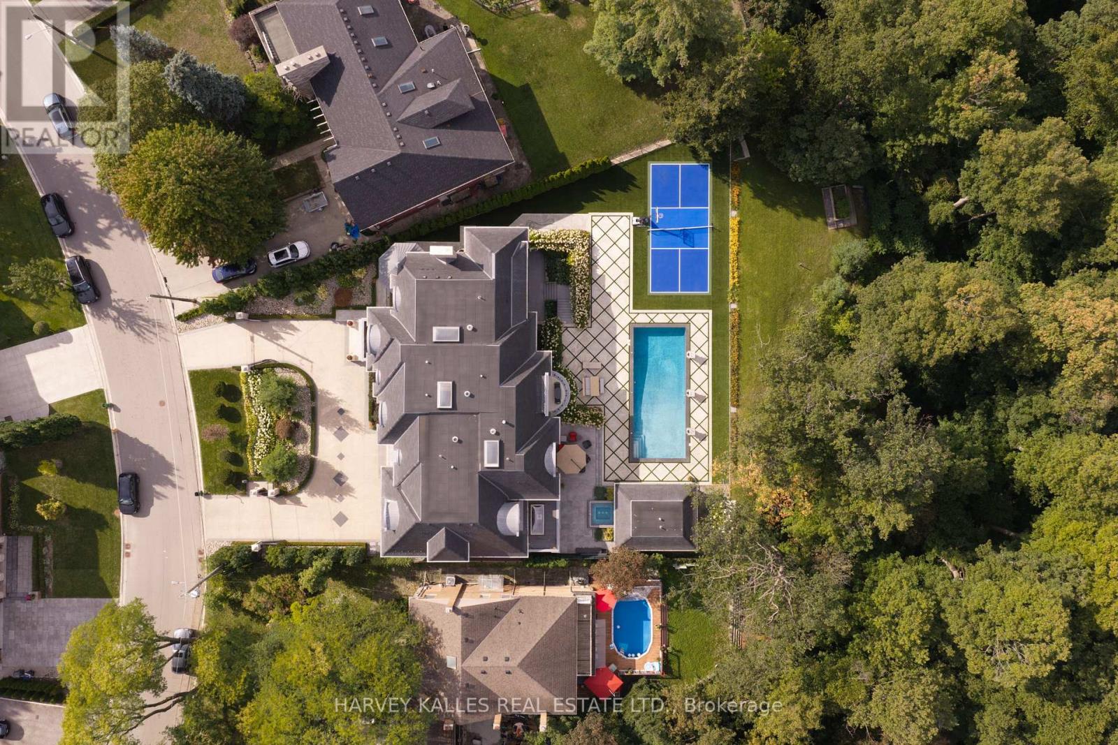 126 SANDRINGHAM DRIVE