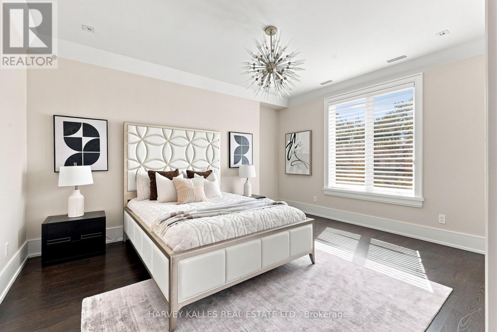 126 SANDRINGHAM DRIVE