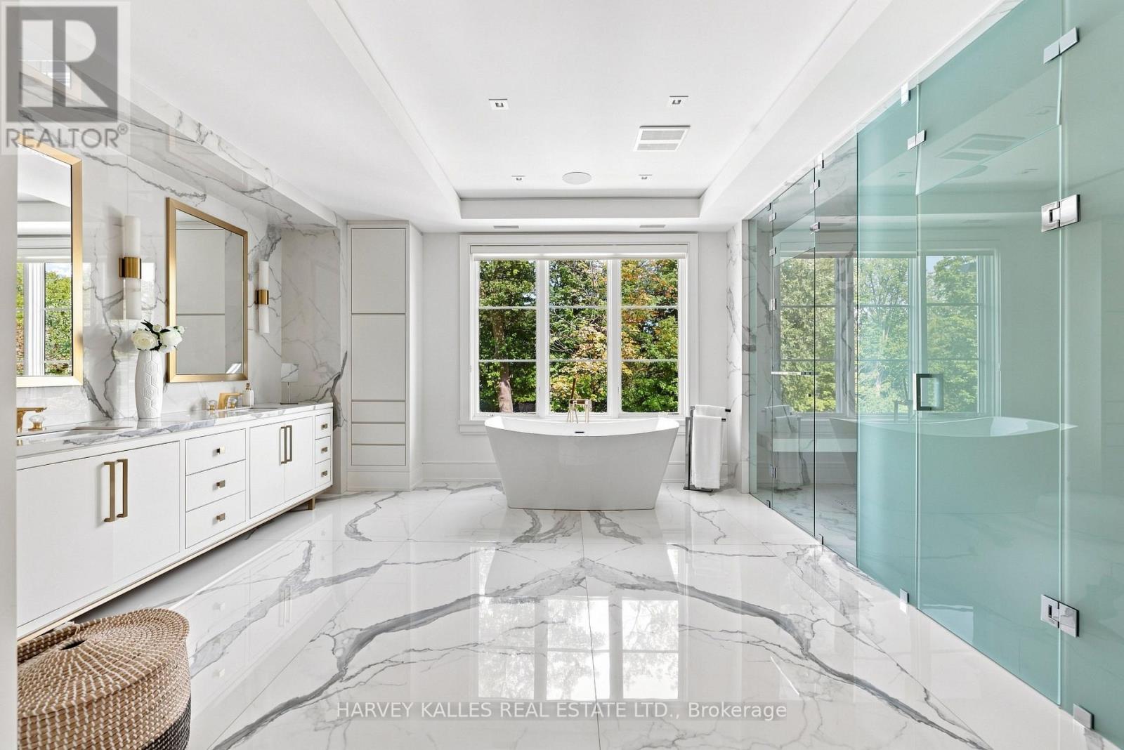 126 SANDRINGHAM DRIVE