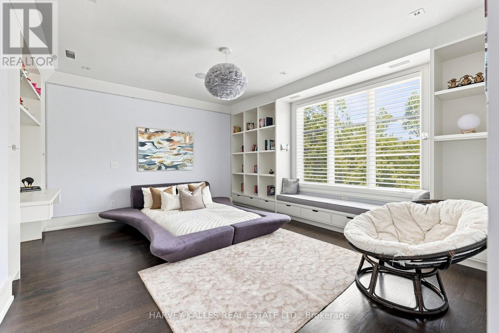 126 SANDRINGHAM DRIVE