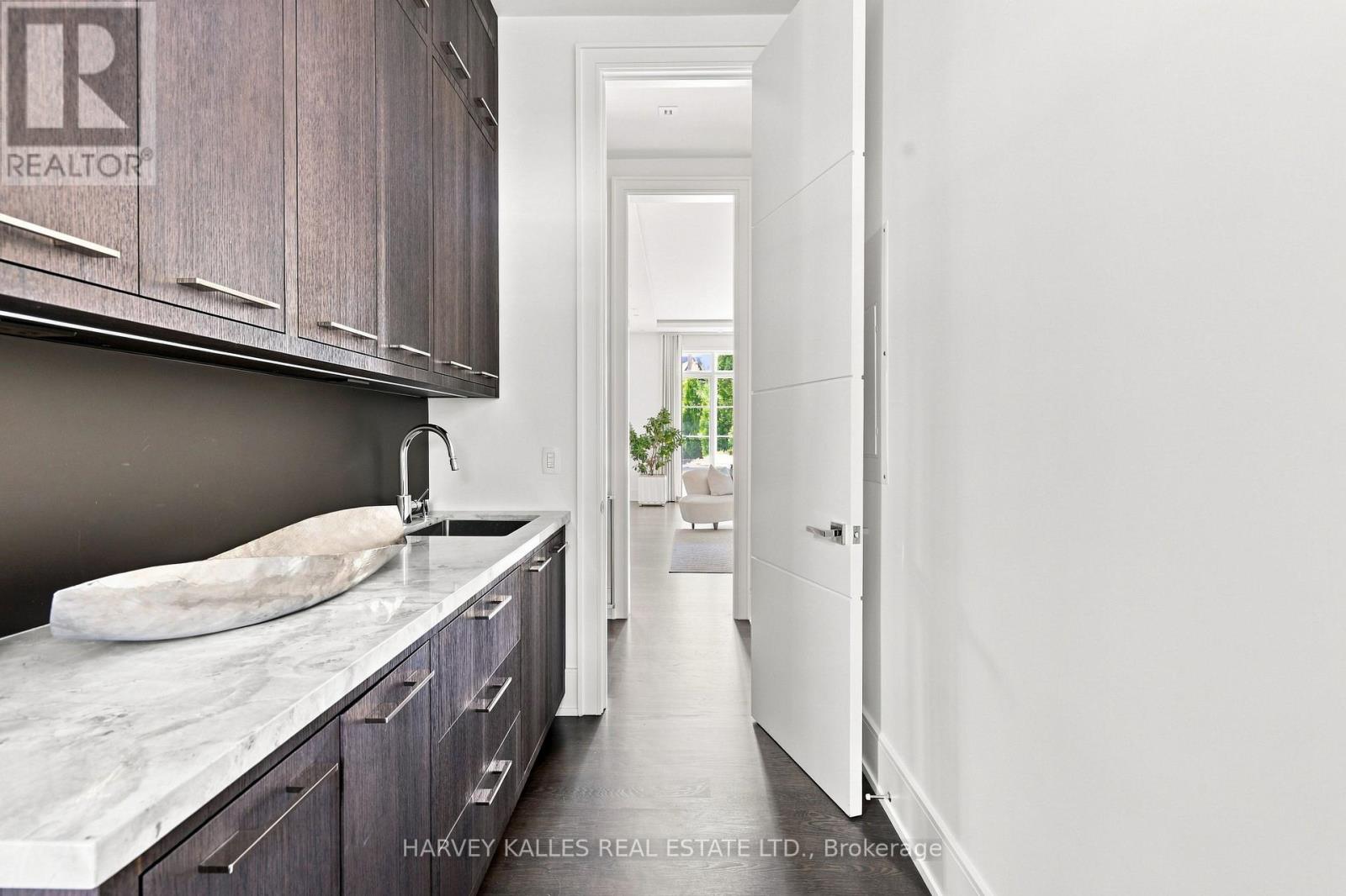126 SANDRINGHAM DRIVE