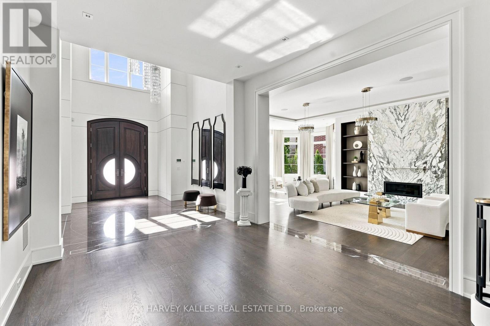 126 SANDRINGHAM DRIVE
