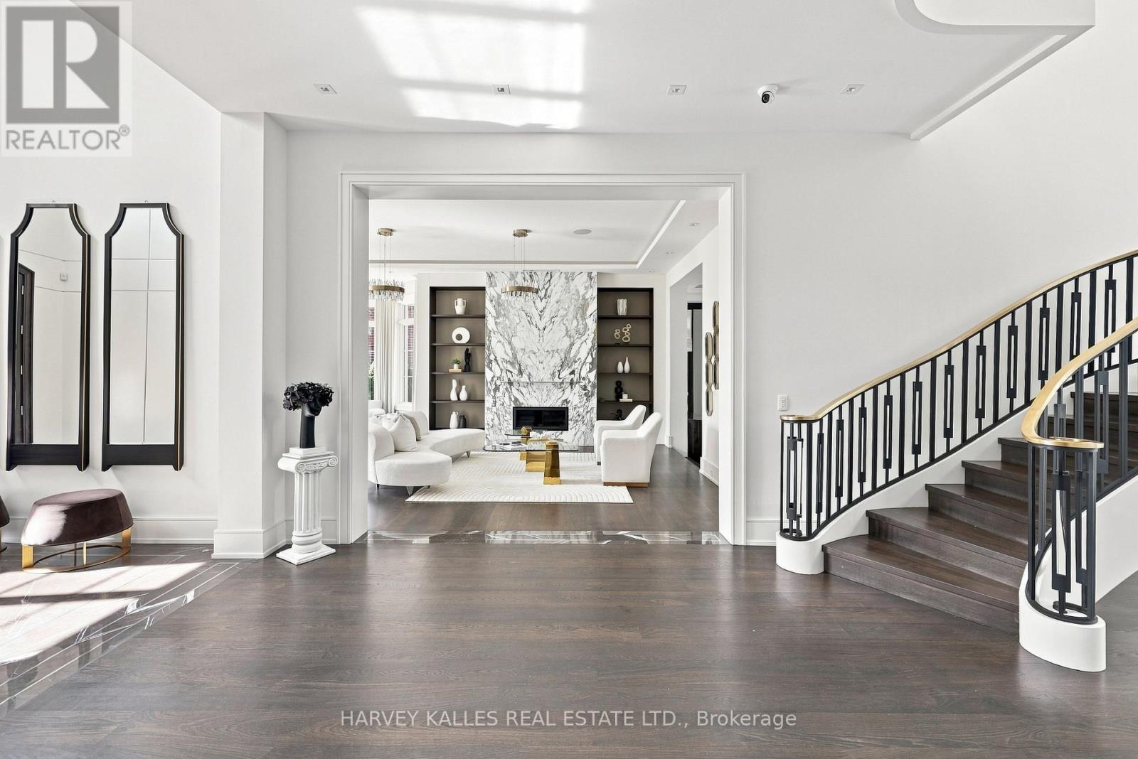 126 SANDRINGHAM DRIVE