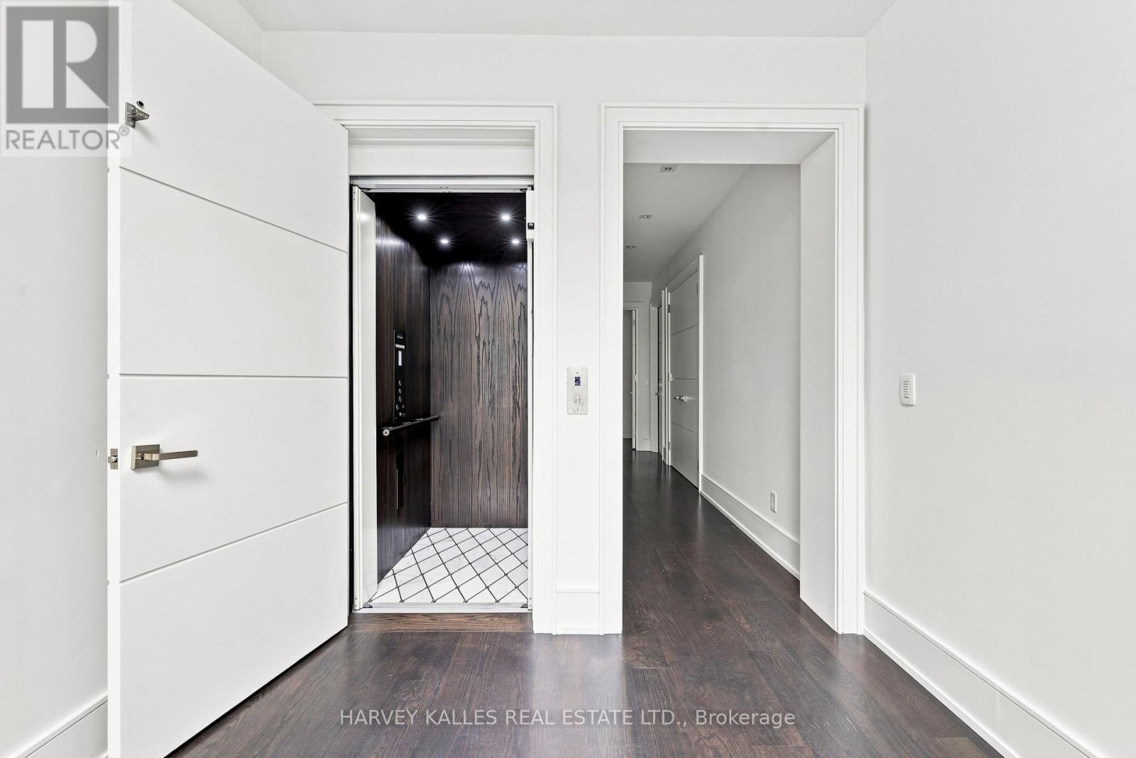 126 SANDRINGHAM DRIVE