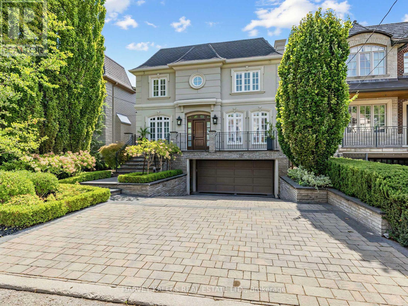 629 BEDFORD PARK AVENUE