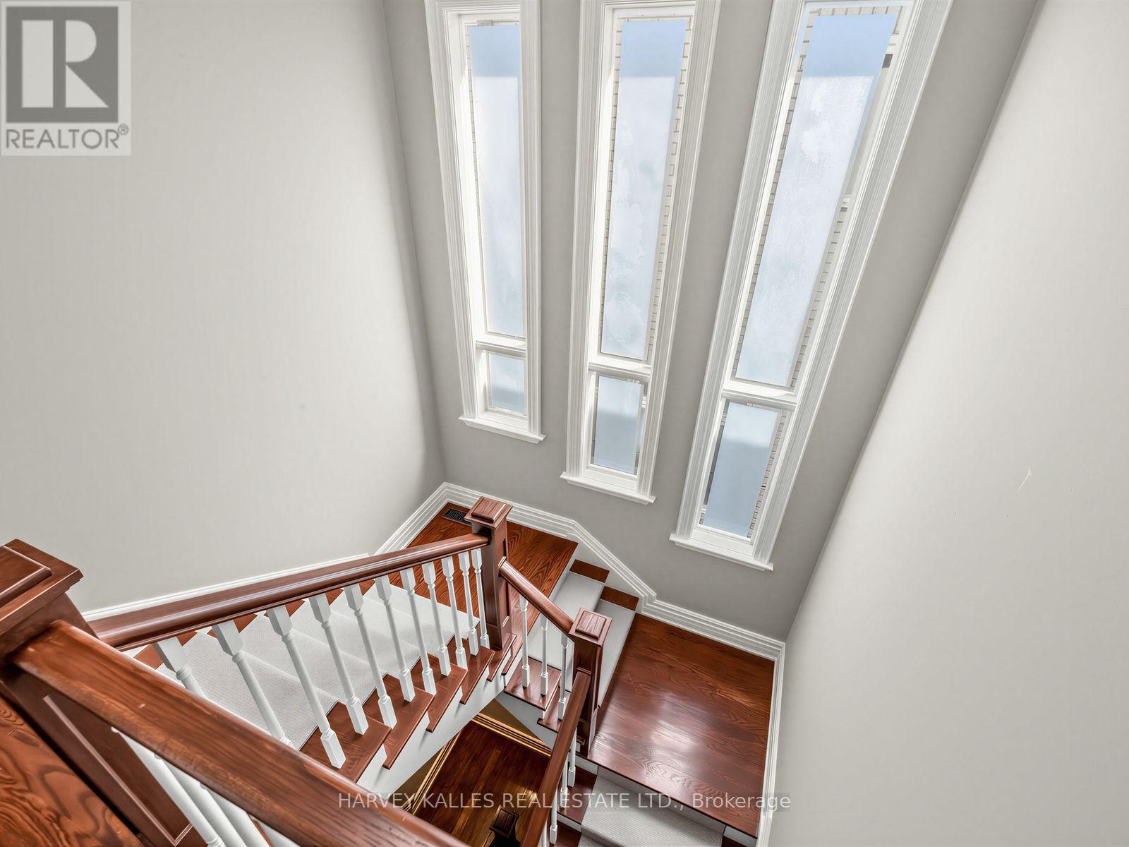 629 BEDFORD PARK AVENUE
