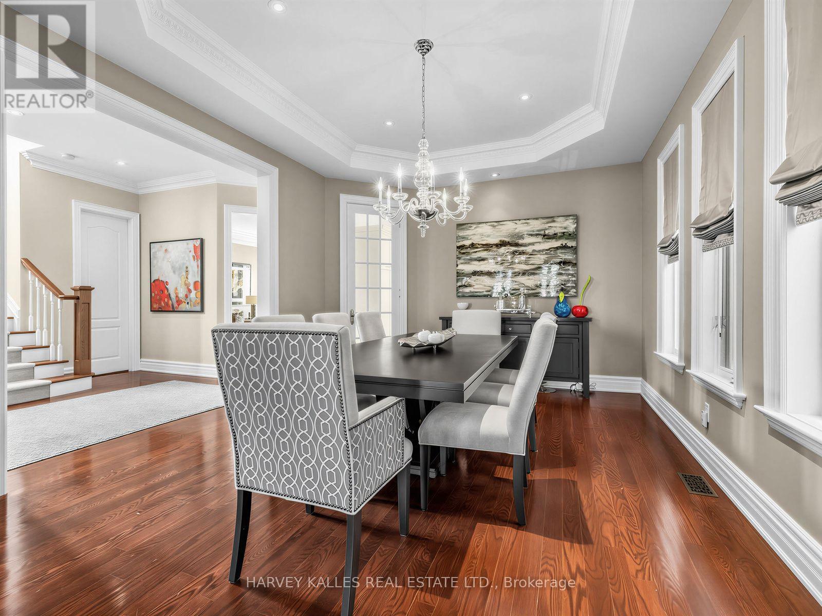 629 BEDFORD PARK AVENUE