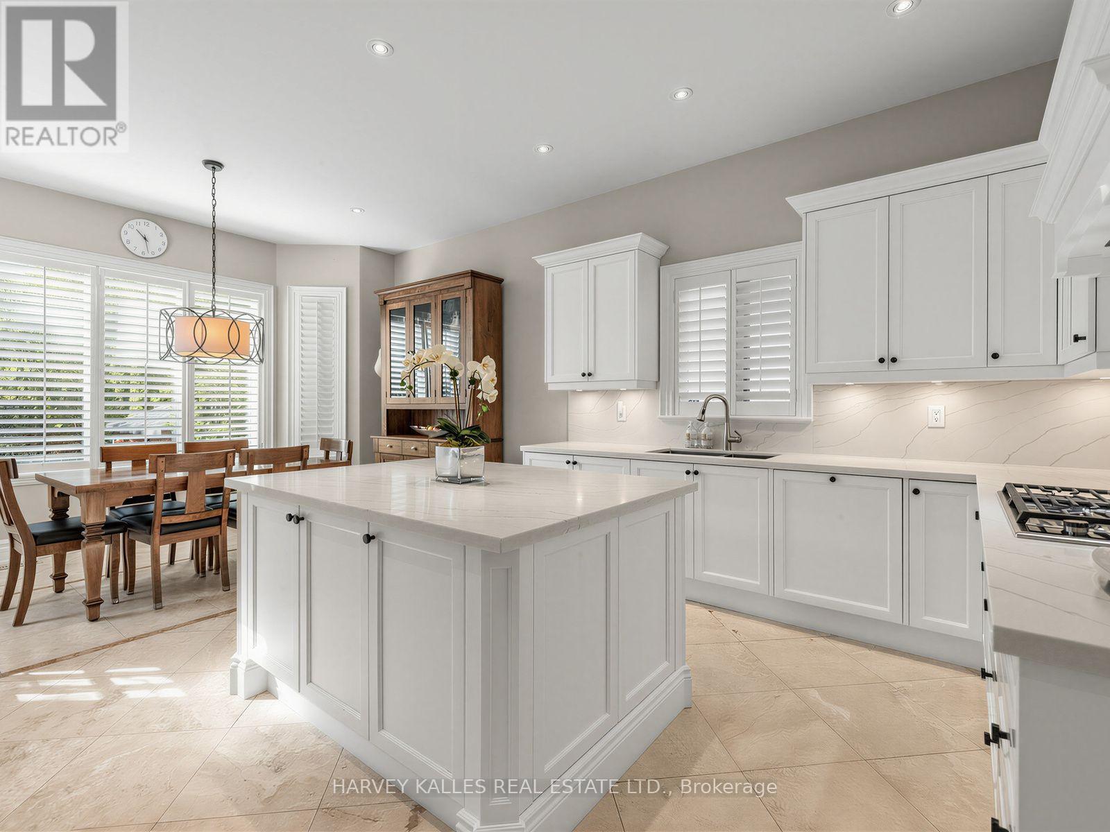 629 BEDFORD PARK AVENUE