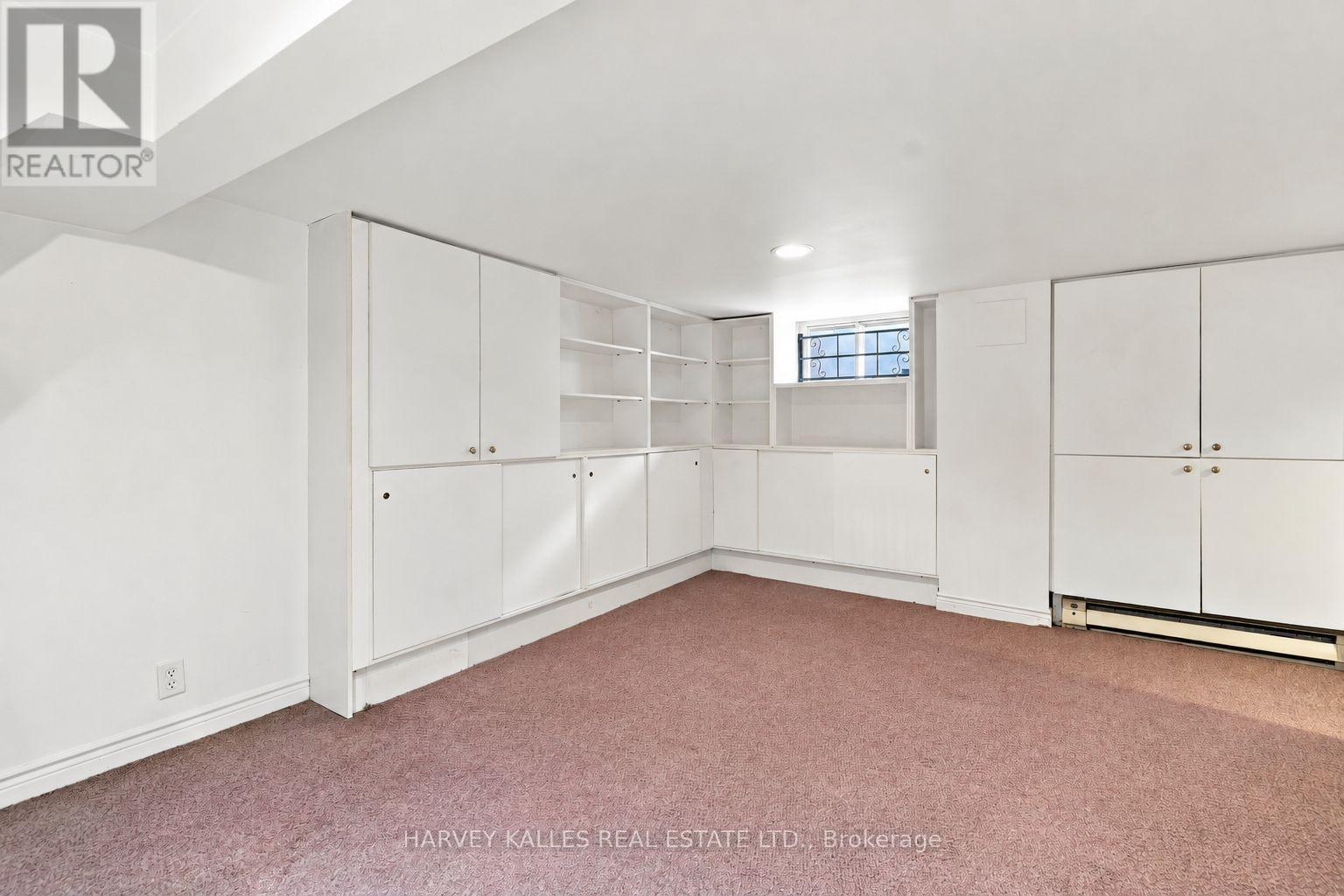 231 GLENGROVE AVENUE W
