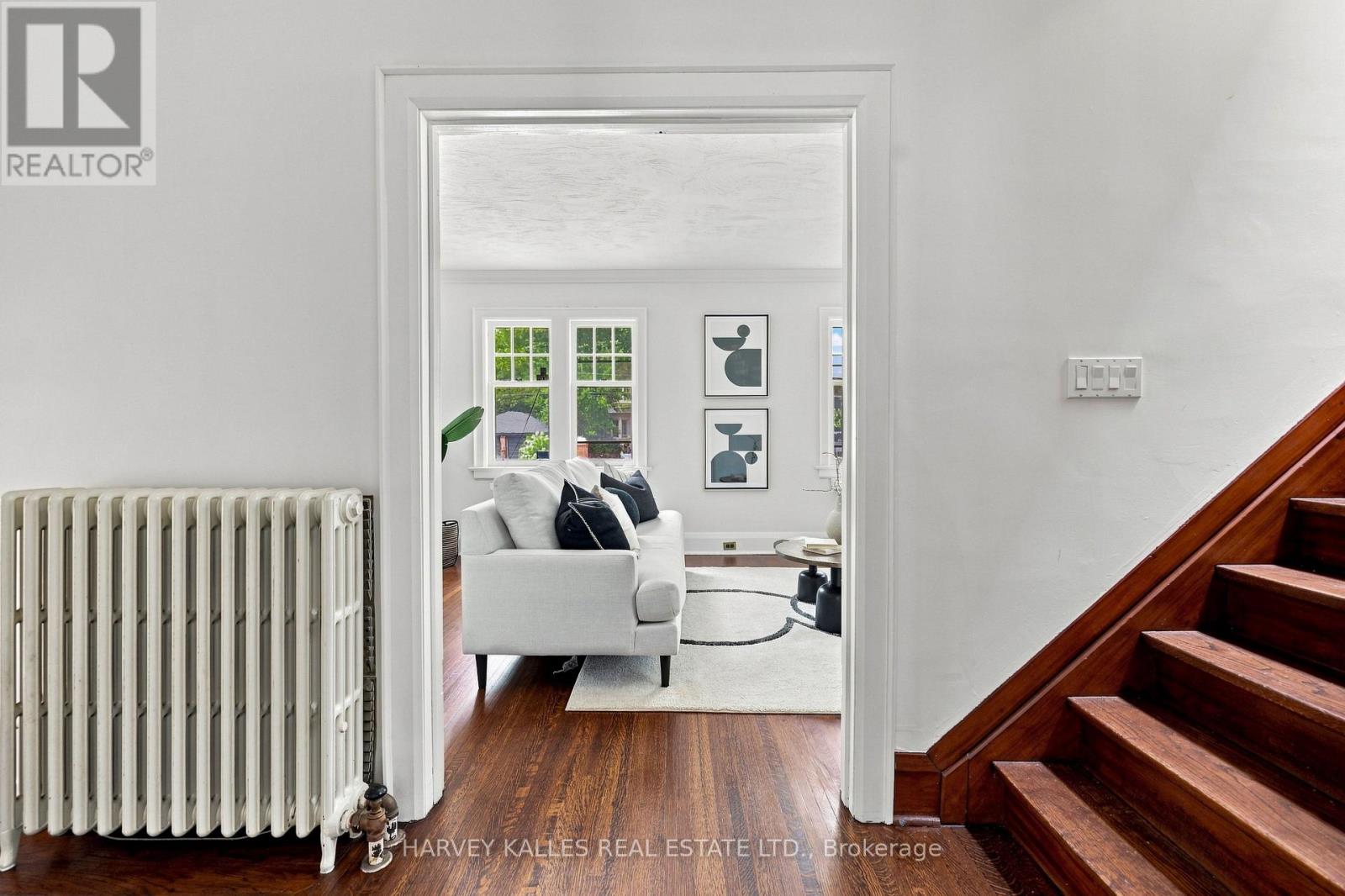 231 GLENGROVE AVENUE W