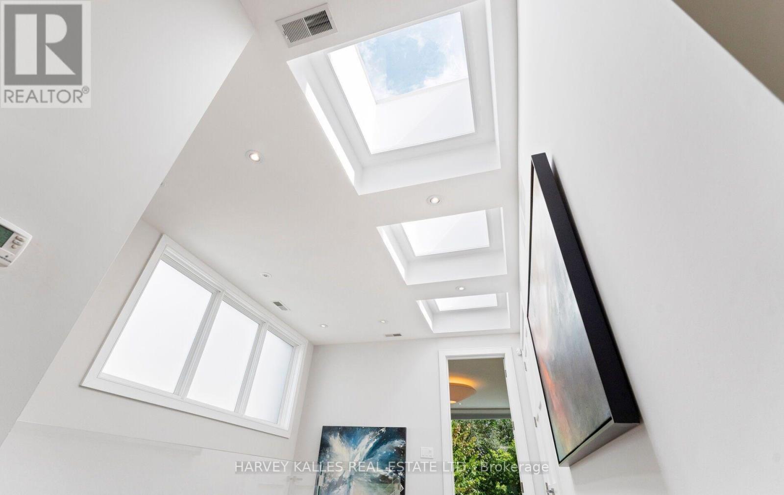 33 TARLTON ROAD
