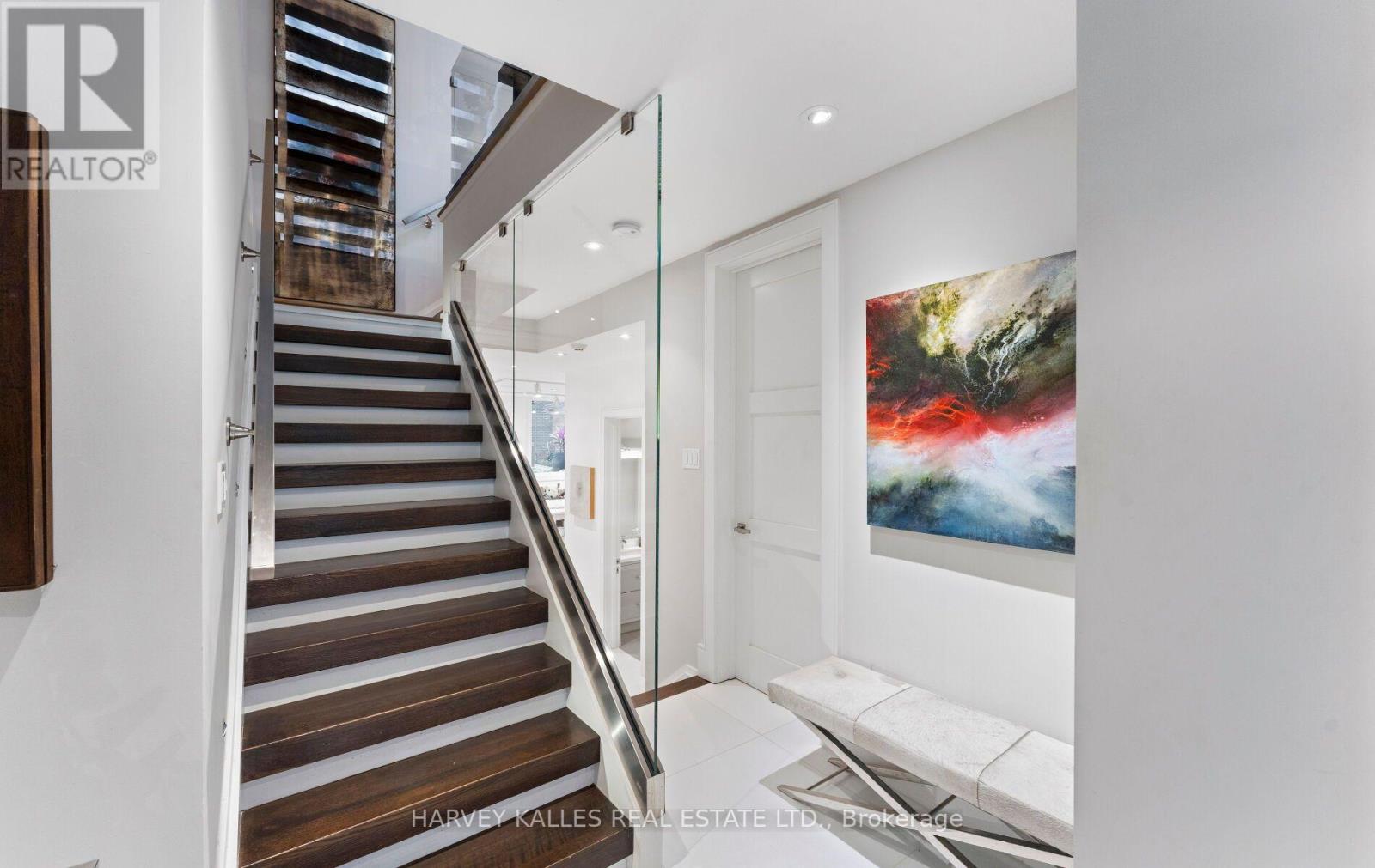 33 TARLTON ROAD