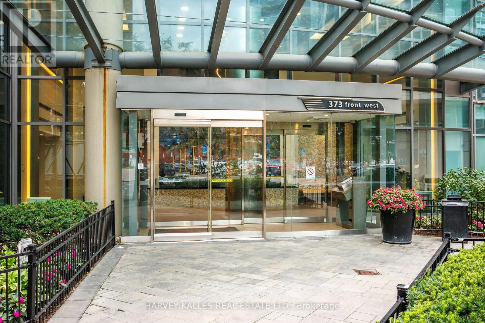 2803 - 373 FRONT STREET W