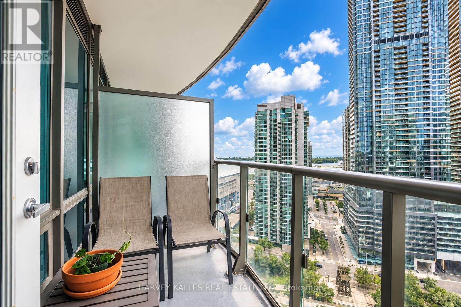 2803 - 373 FRONT STREET W