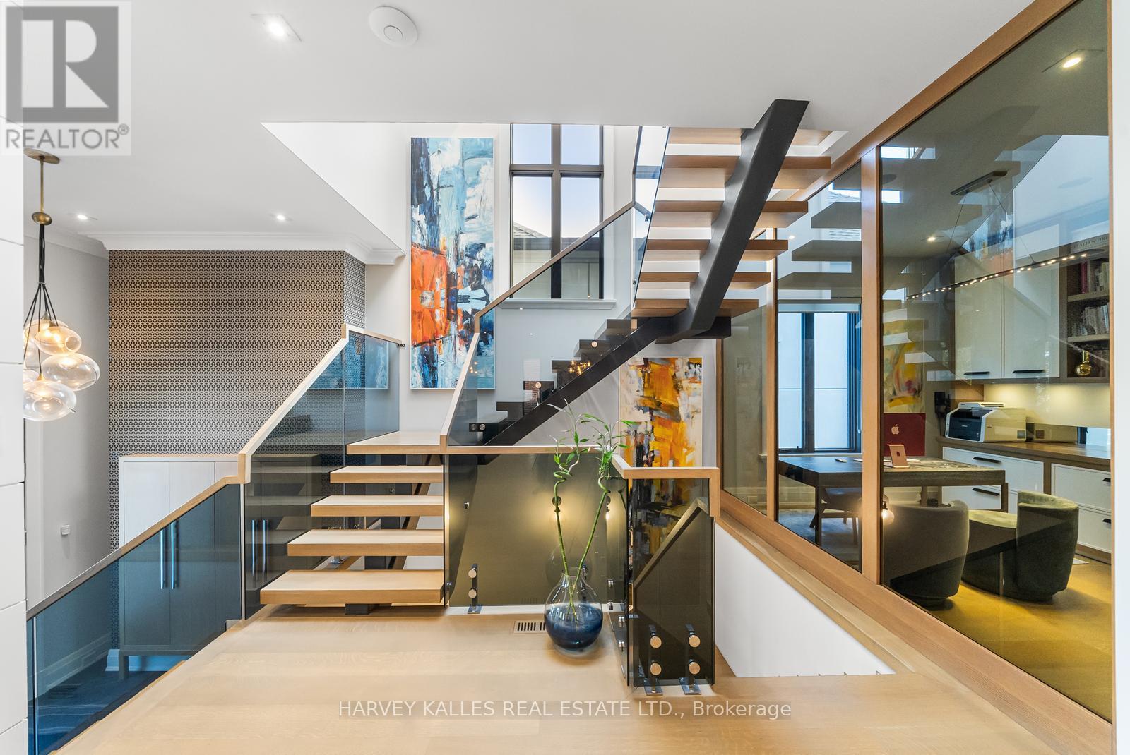 75 BANNOCKBURN AVENUE