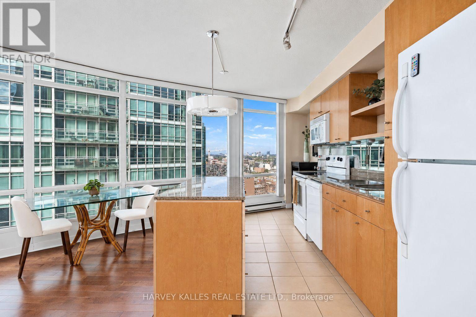 2803 - 373 FRONT STREET W