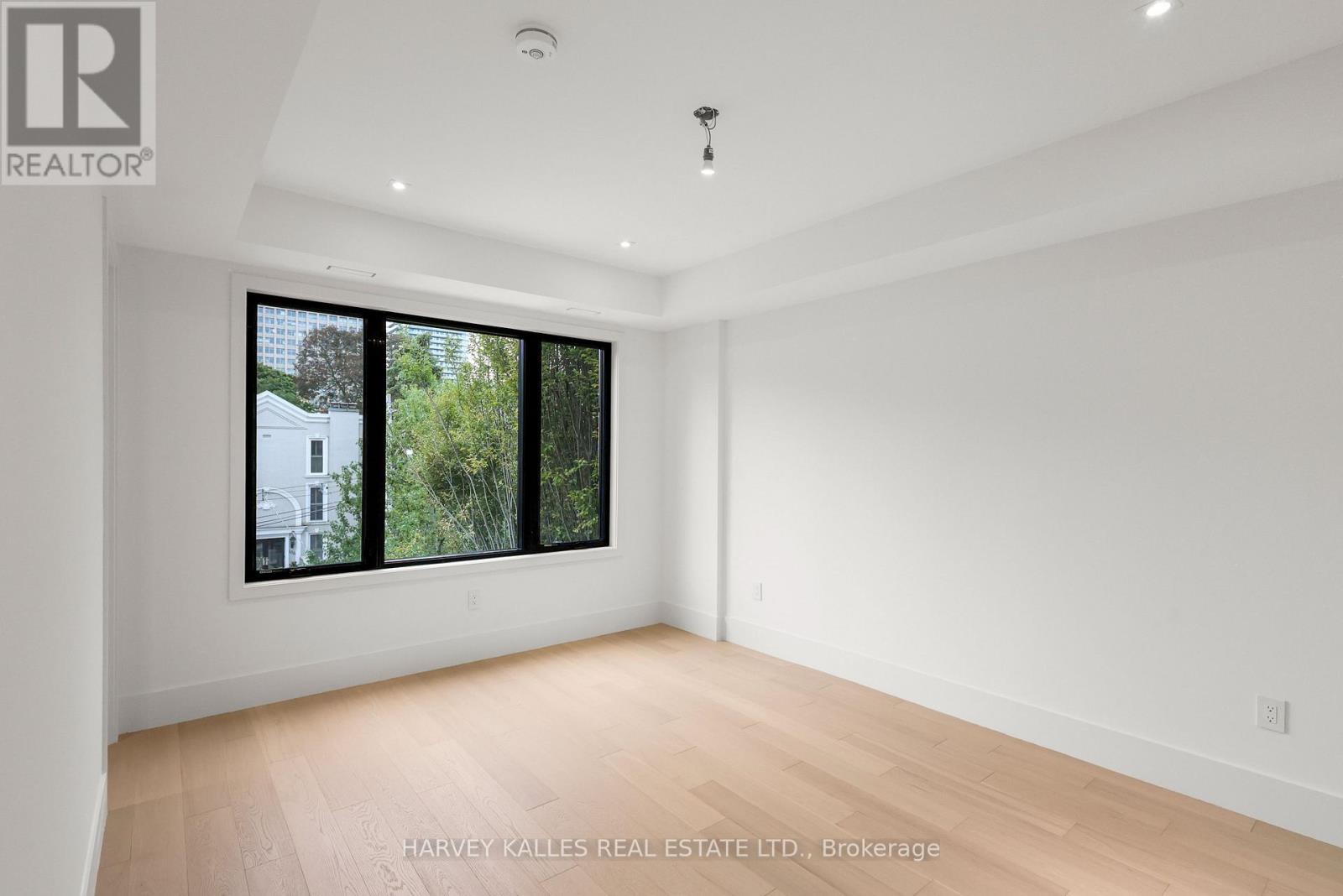 108 HEATH STREET W