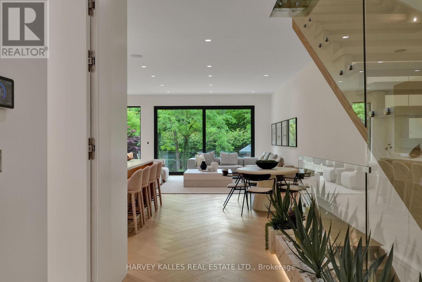 108 HEATH STREET W