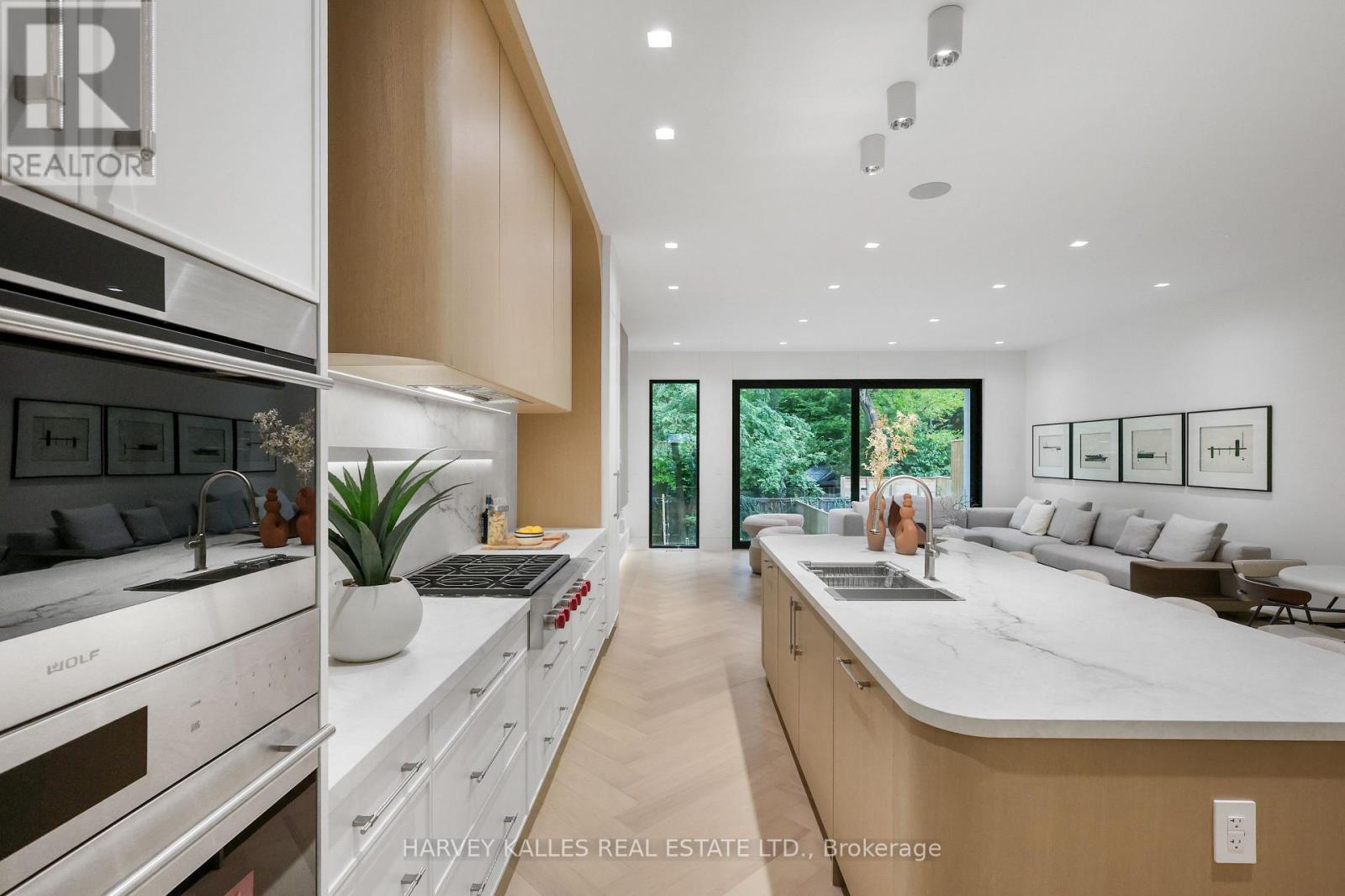 108 HEATH STREET W