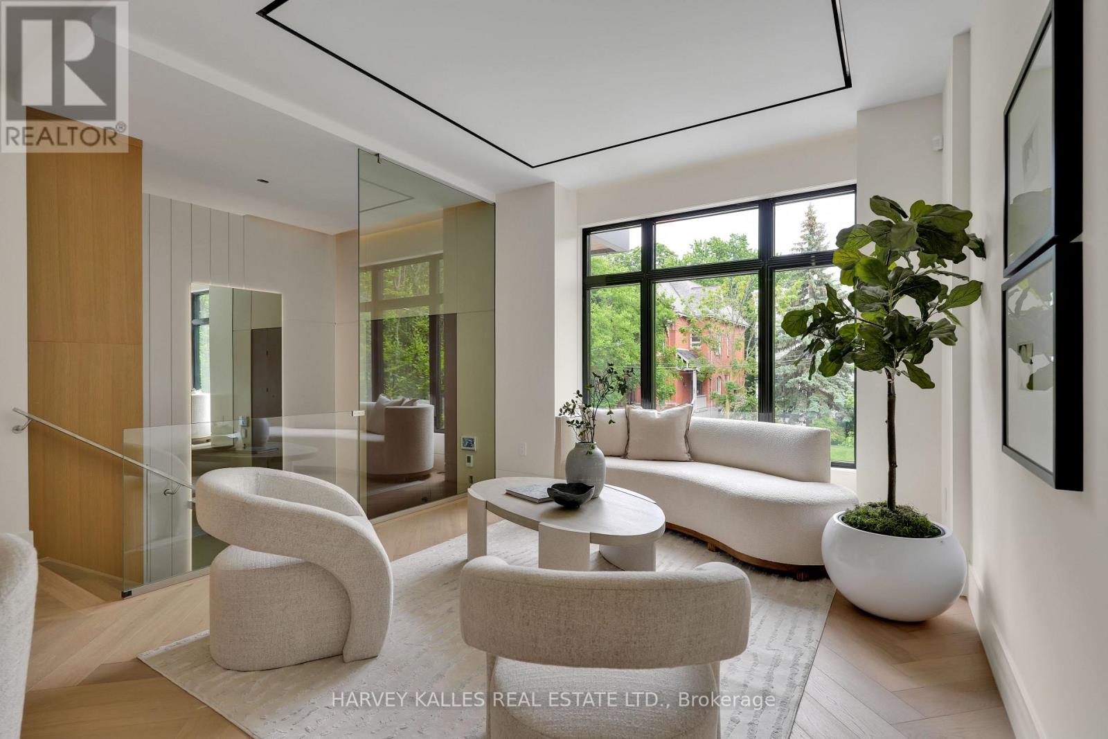 108 HEATH STREET W