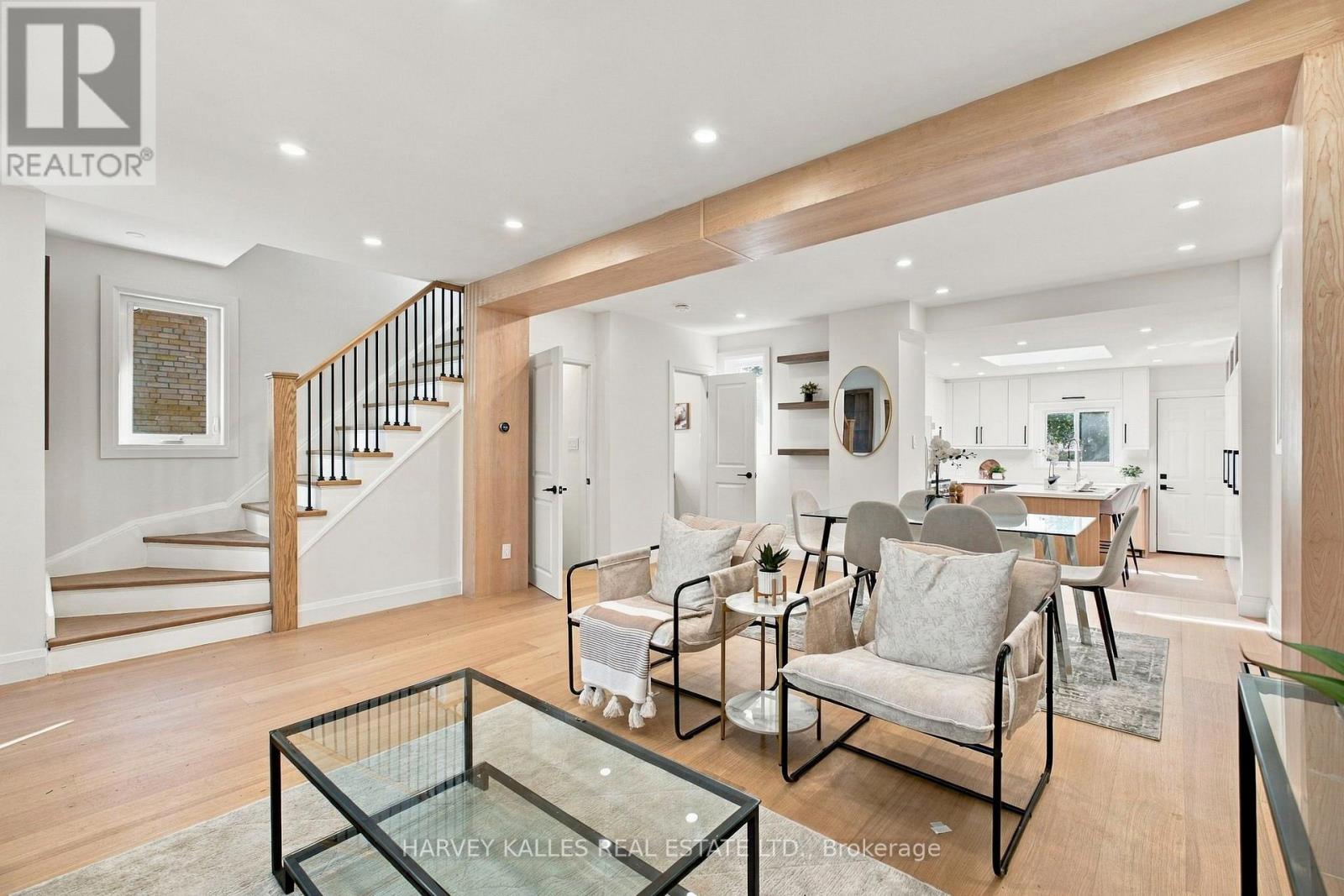 547 MELROSE AVENUE