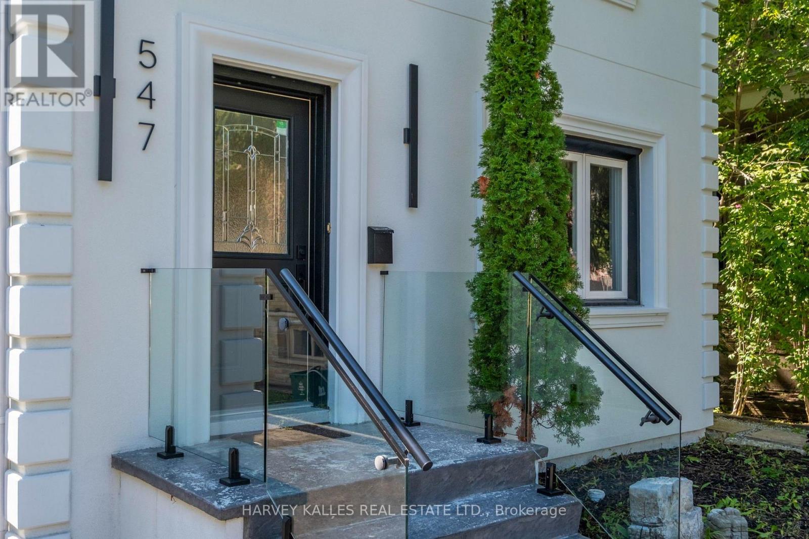 547 MELROSE AVENUE