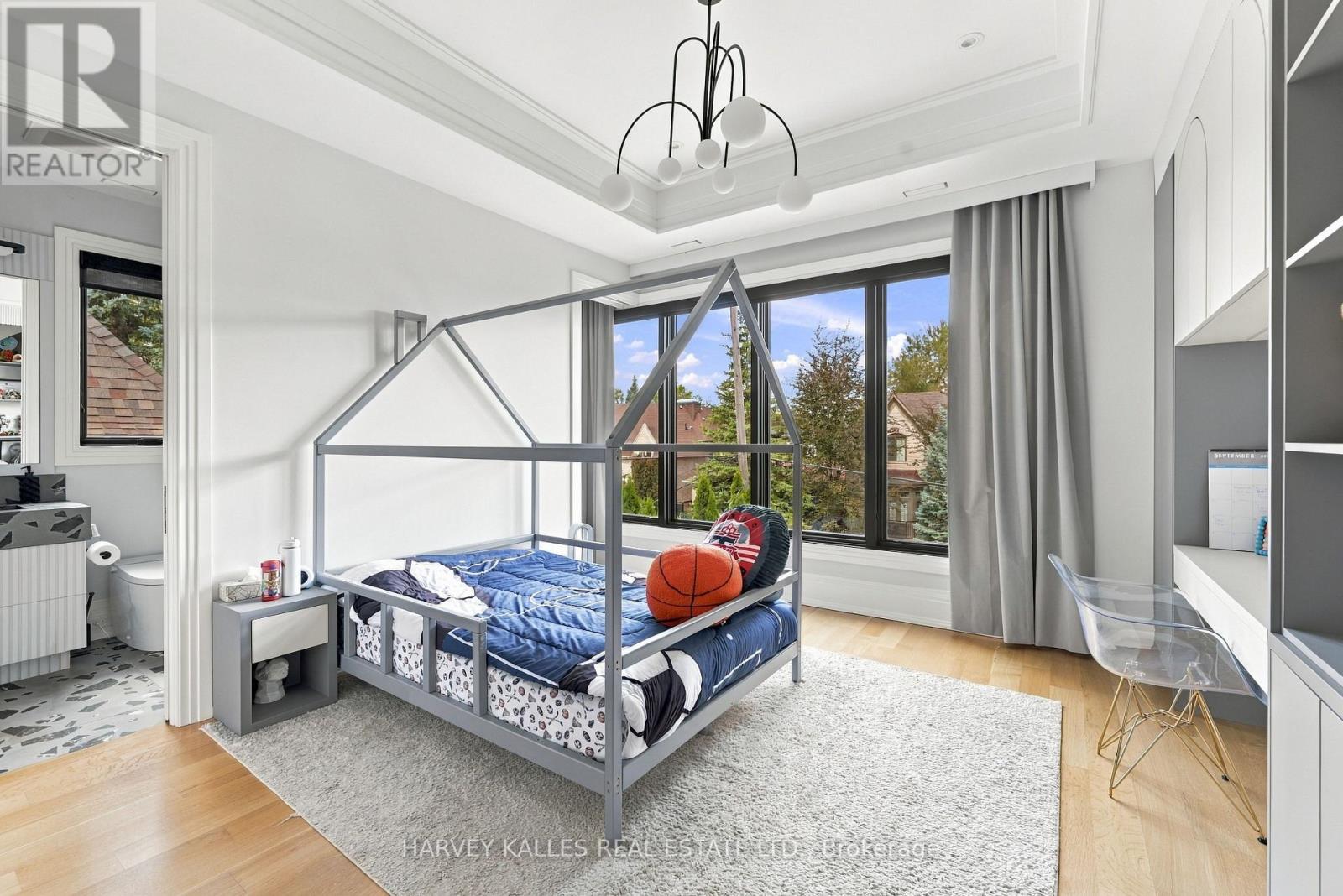 363 BEDFORD PARK AVENUE