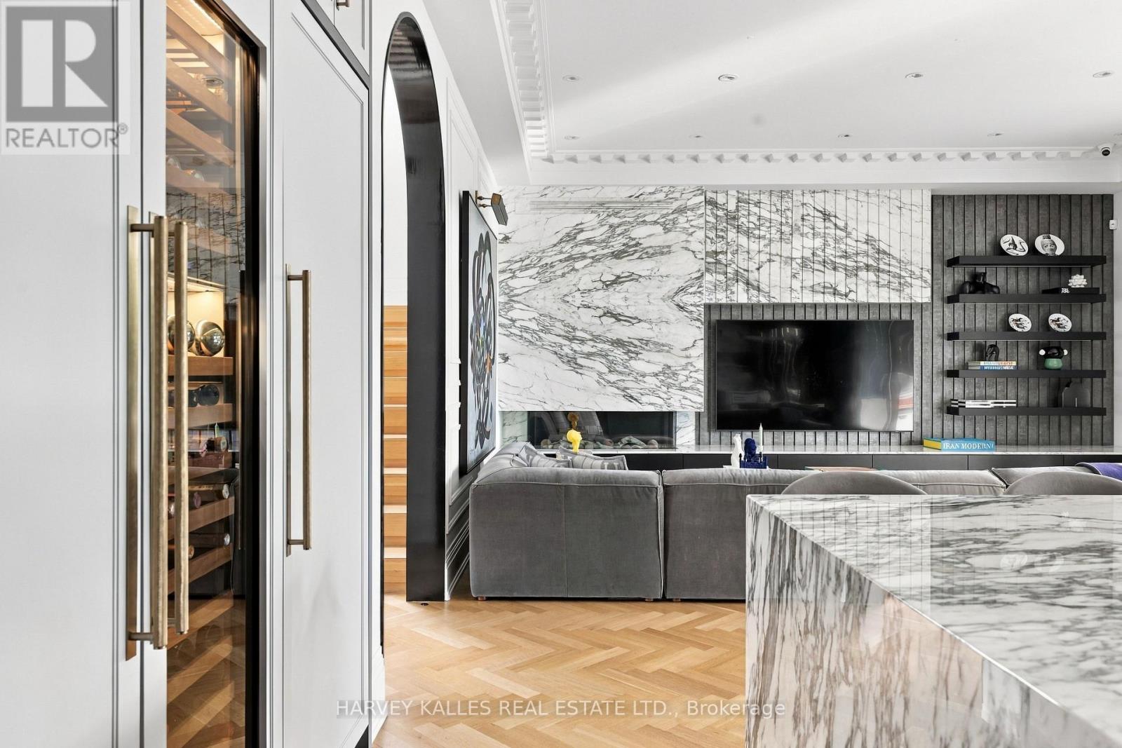 363 BEDFORD PARK AVENUE