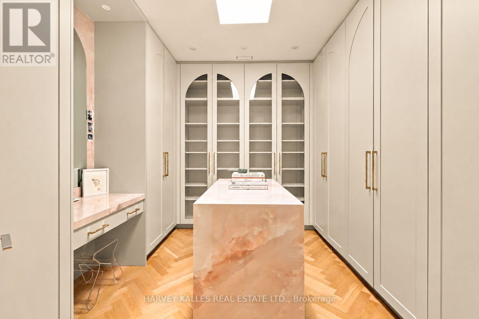 363 BEDFORD PARK AVENUE