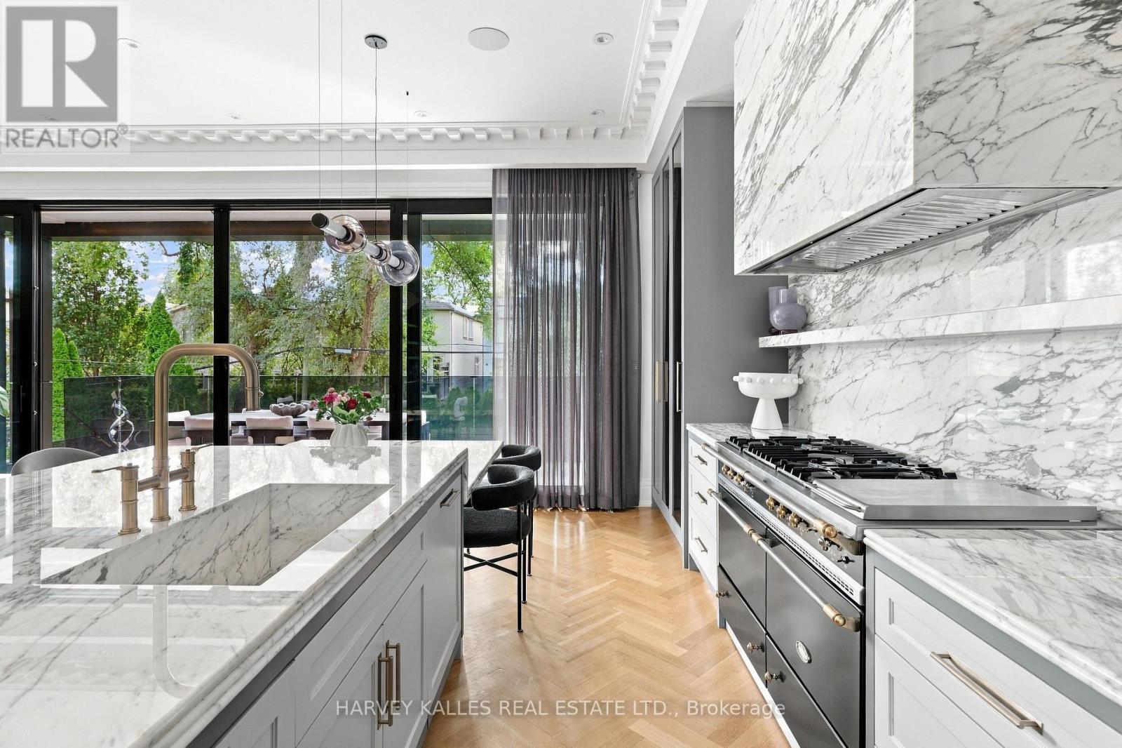 363 BEDFORD PARK AVENUE