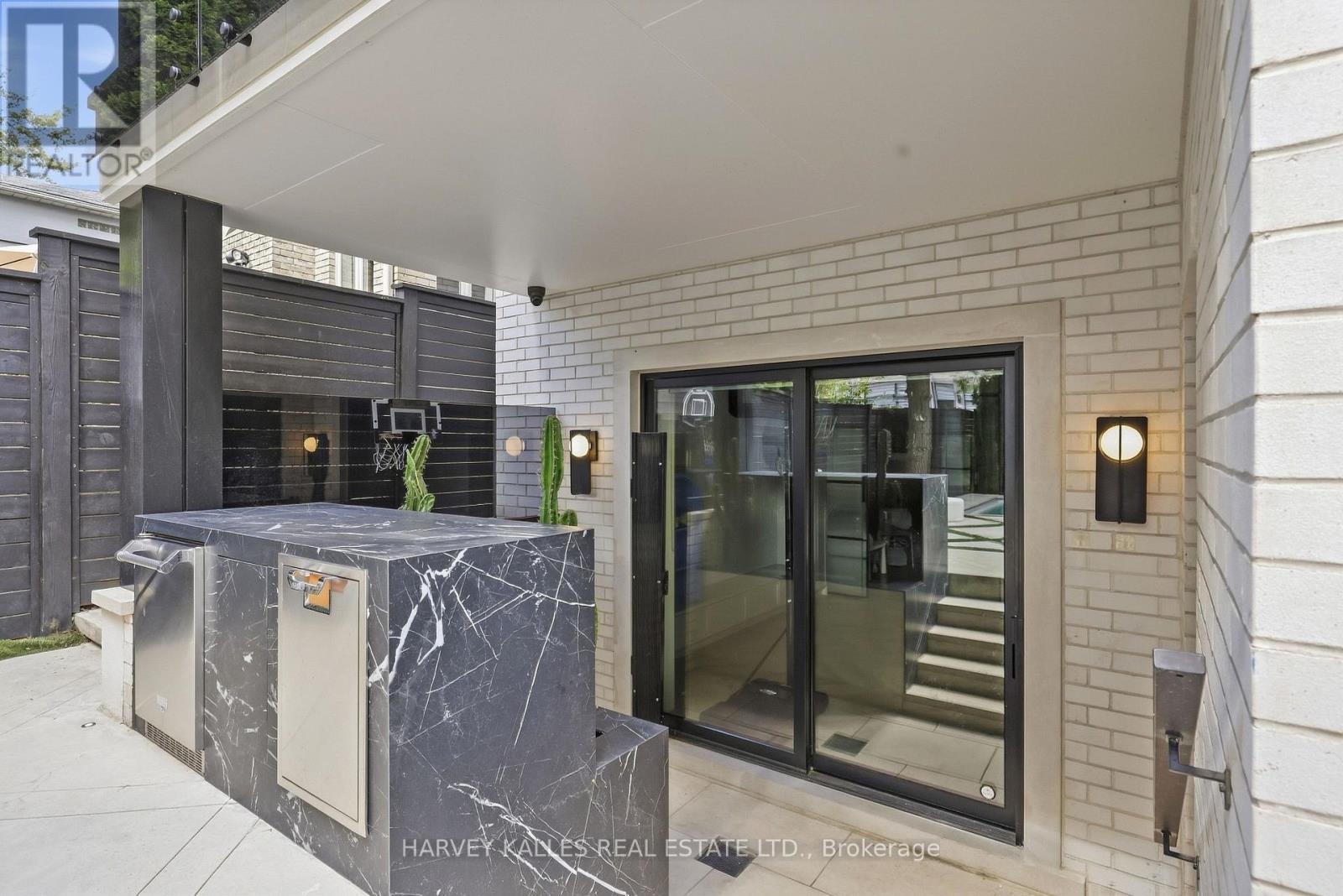 363 BEDFORD PARK AVENUE